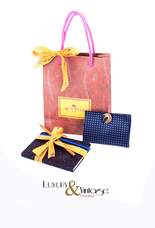 Etro Notebook whit pencil and sewing kits