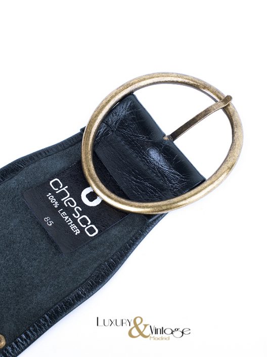 Wide leather belt with gold metal