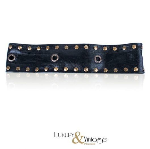 Wide leather belt with gold metal
