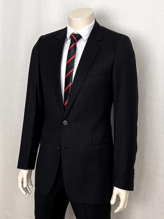Hedi slimane on sale dior suit