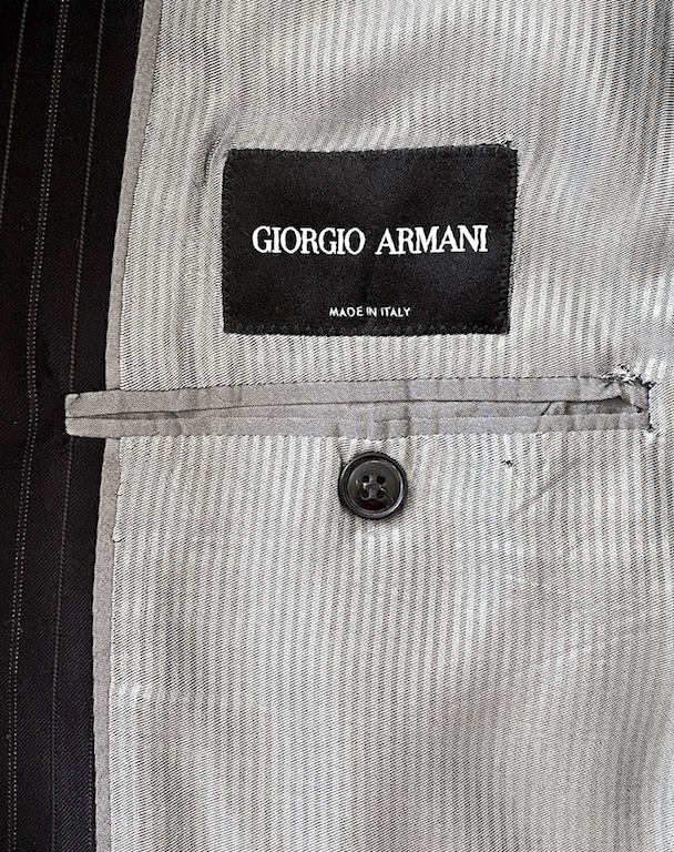 Giorgio Armani Slim Striped Suit - Luxury & Vintage Madrid