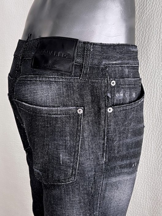 VERY RARE Dsquared2 Jeans-embellished with metal details