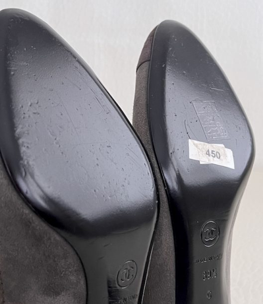 Chanel Gray suede Heels "CC" logo