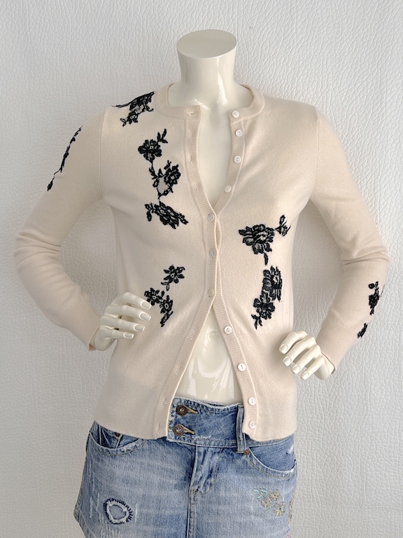 Dolce & Gabbana beige cashmere cardigan