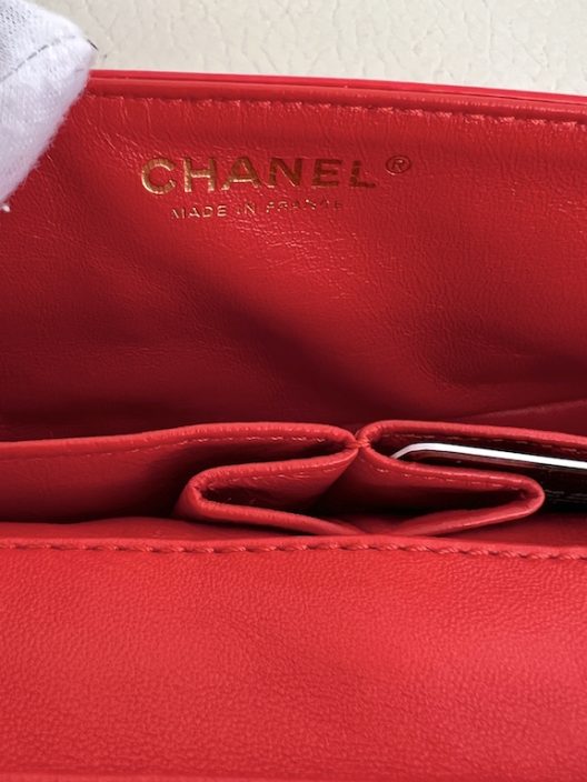 CHANEL "2.55 Long" red patent leather bag
