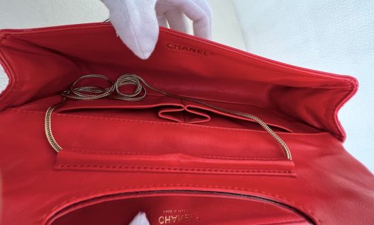 CHANEL "2.55 Long" red patent leather bag