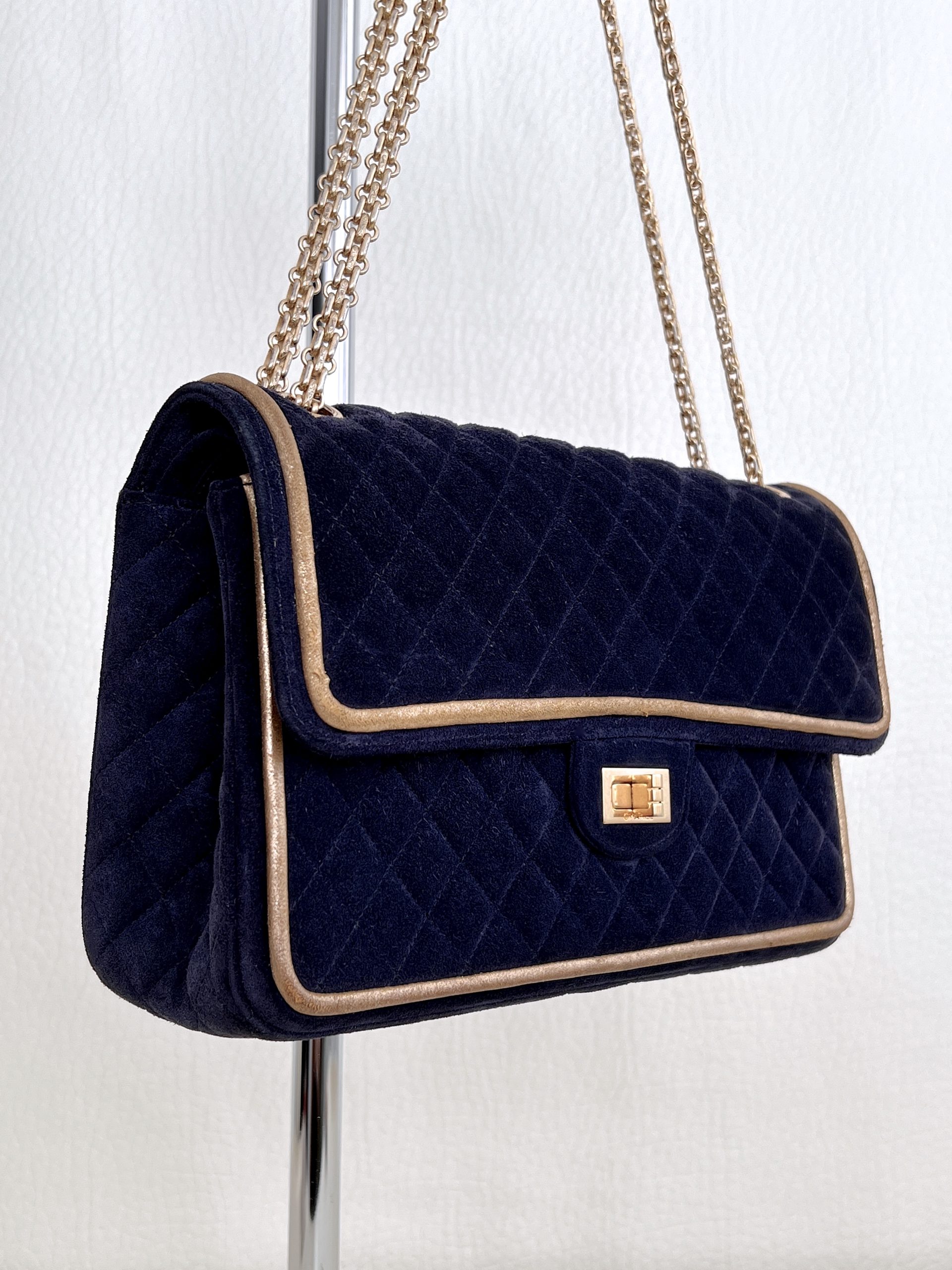 Chanel 2.55 double flap reissue shoulder bag-crossbody bag