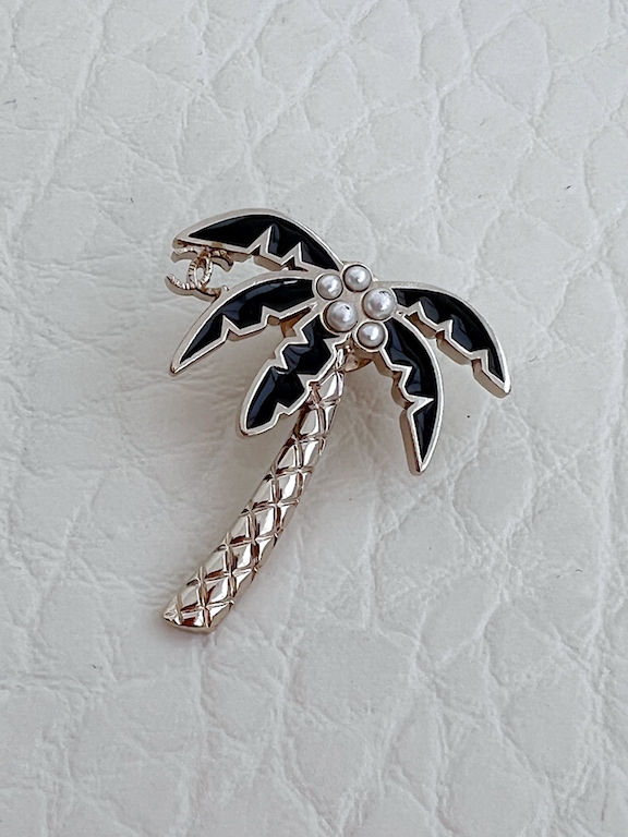 Chanel PIN 