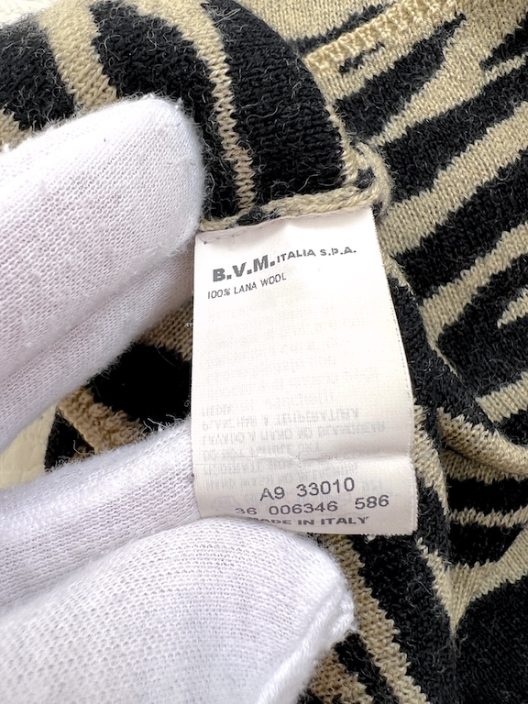 VTG Gianni Versace Animal print knit top, embellished with rhinestones