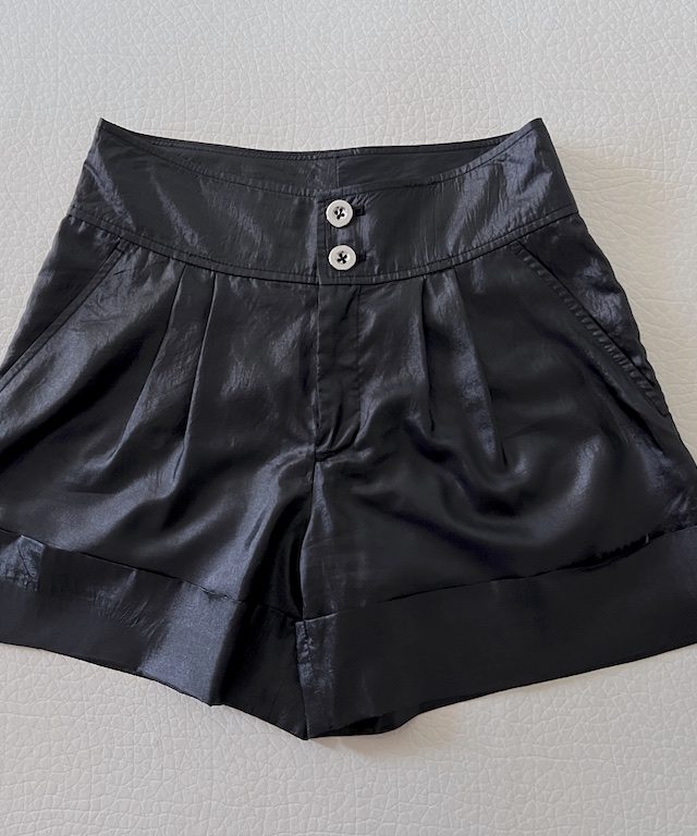 Marc by Marc Jacobs black dress shorts