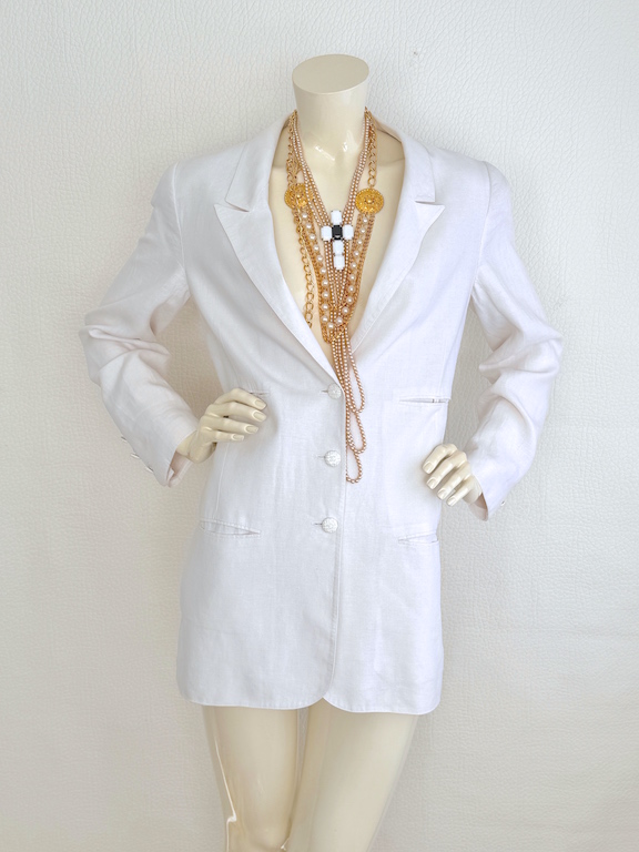 VTG Chanel white linen jacket 