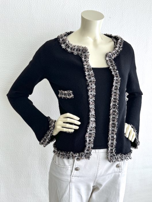 VTG Chanel black cashmere twin set "CC" logo