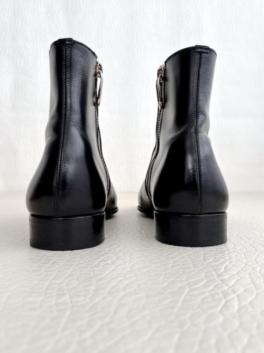 Tom Ford Black Leather Zipped Ankle Boots